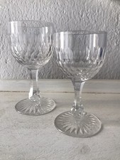 BACCARAT 2 ANCIENS VERRES À VIN forme 6186 taille 8357