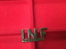 CAP BADGE / TITLE ANGLAIS