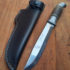 Grand Couteau de Chasse PUUKKO BRUSLETTO  Manche en Cuir avec Fourreau en Cuir 