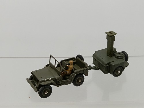 Dinky toys france - 80, jeep