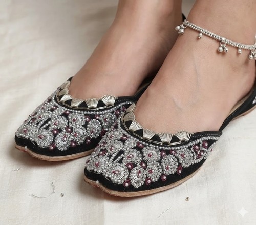 Chaussures indiennes femmes