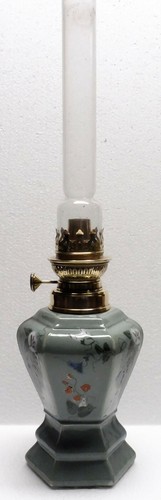 Belle lampe petrole - lampe,