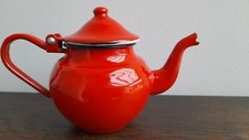 ANCIENNE PETITE THEIERE ROUGE EN TOLE EMAILLEE JAPY 0,5 L