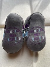 Baskets à scratch pour bébé neuf sans étiquette "Bien dans mes baskets "