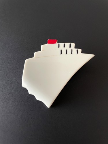 Broche paquebot normandie - paquebot, par