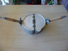 lot de 2 casseroles demi rondes en aluminium TANDEM art populaire