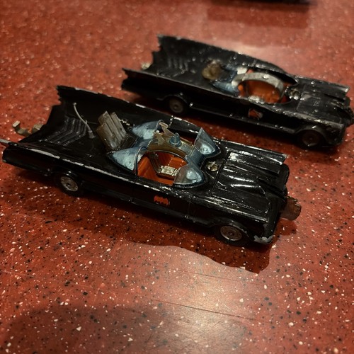 Corgi toys 267 batmobile mint - toys,