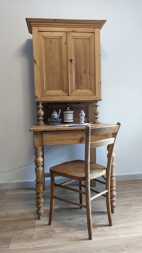 Bureau secrétaire ancien - bureau-secrétaire, en