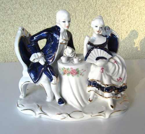 Groupe figurines porcelaine