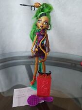 POUPEE MONSTER HIGH - SCARIS 
