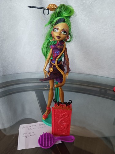 Poupée monster high - high,