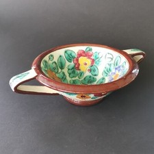 Monaco, coupe à anse en