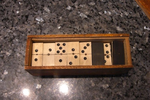 Jeu dominos anciens os - dominos,