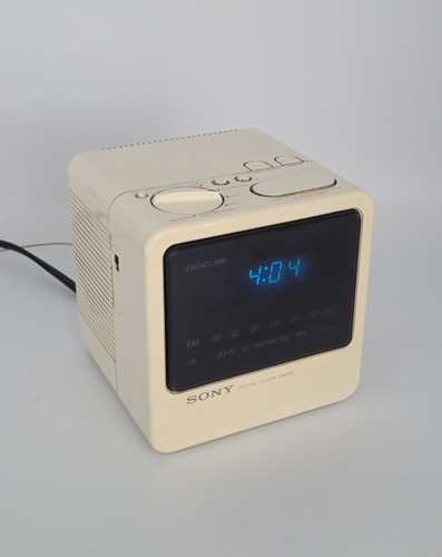 Radio réveil vintage - radio-réveil,