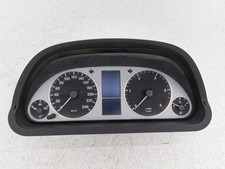 Mercedes-Benz B W245 2005 Diesel Compteur de vitesse tableau de bord AMD134439