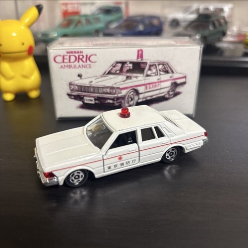 Mini voiture tomica nissan - voiture,