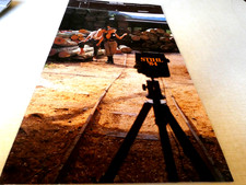 CALENDRIER STIHL  1984  COMPLET  PIN UP & TRONCONNEUSES Yvan BEAL &Cie