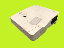 NEC NP-UM301X 3LCD Projecteur