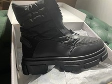 Paire De chaussures Femme