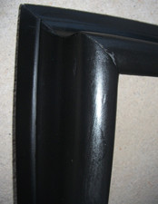 large cadre ancien en bois