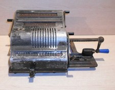 ANTICO CALCOLATORE CALCOLATRICE BRUNSVIGA 15 TARGA RUSSA URSS UNIONE SOVIETICA