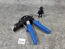 Pince Pour Cheville Molly.