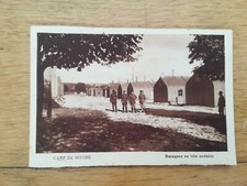 CPA PHOTO WW1 14-18 Camp de Bitche - baraques en tôle ondulée