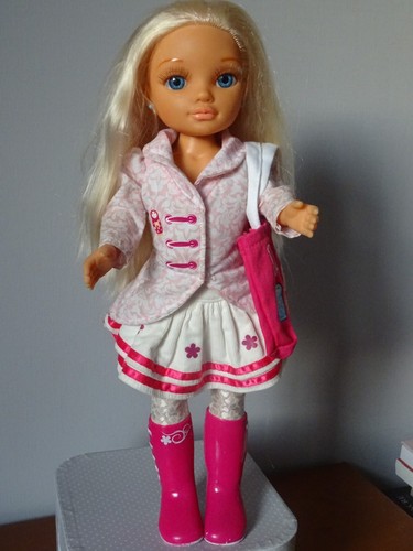 Poupee nancy famosa yeux - cm,