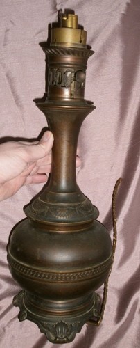 Lampe huile régulateur - à,
