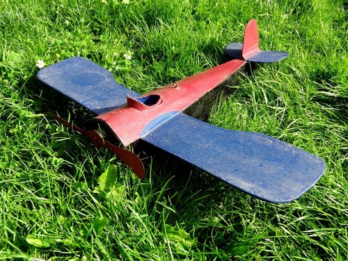 Ancien jouet grand avion