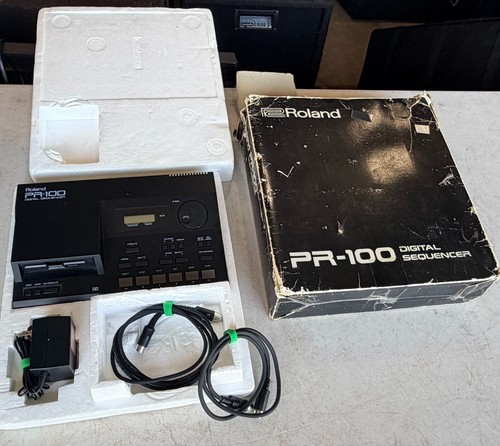 Roland 100 digital - 100,