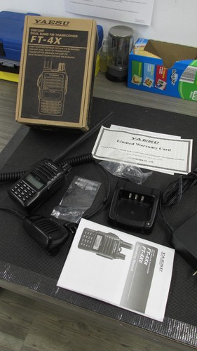 Yaesu 4xr vhr uhf dual - yaesu,