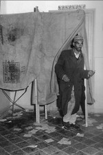 Militaria - Algérie - Isoloir