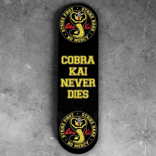 Cobra kai inspiré skateboard - cobra,