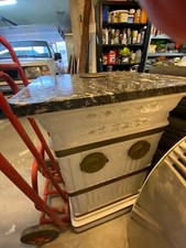 vieux poele en faience blanc à restaurer