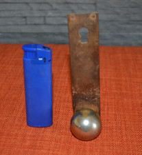 Ancien bouton rond, boule, poignée de meuble en laiton chromé (50' - 60')