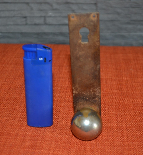 Ancien bouton rond - ,, boule
