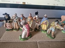 Lot De 9 Santons Vernis. 8 Cm 