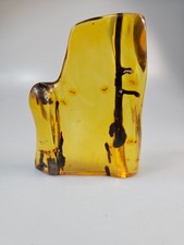 Insecte en ambre. 1 mouche