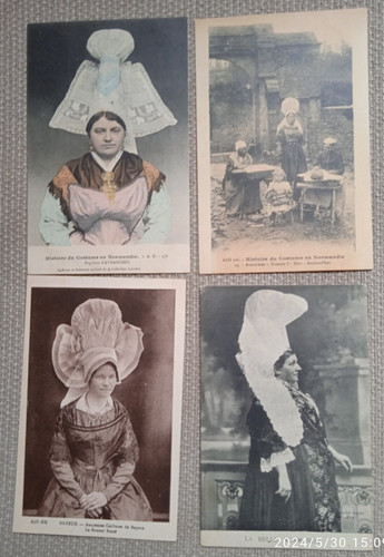 Lot cartes postales - 9,