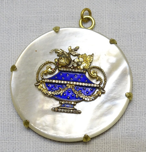 Joli pendentif nacre rond - pendentif,