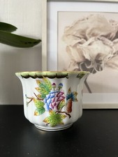 Herend Hongrie Reine Victoria Vase Pot Peint à la main Papillon et Fleurs Doré