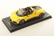 Bugatti W16 Mistral (Jaune) 1/18 MR Collection BUG015B