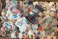 MONDE IMPORTANT VRAC DE TIMBRES PETITS FORMATS FRAGMENTS/DETACHES - ENVIRON 5000