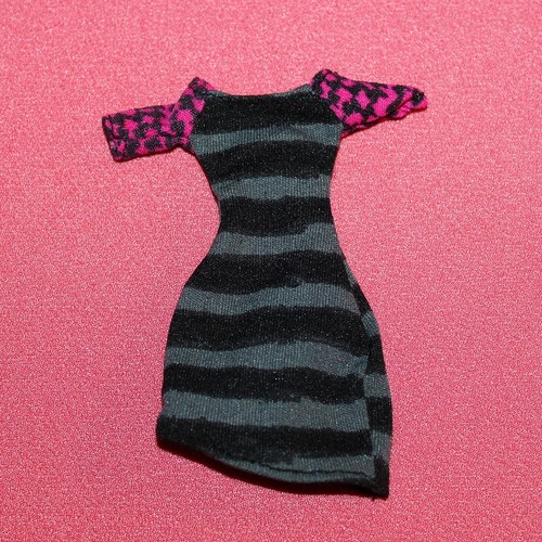 Robe pour poupée monster - pour, high