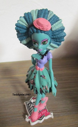 Figurine collection doll - figurine,
