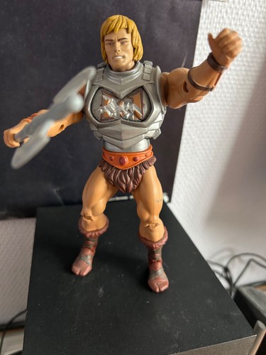 Battle armor man motuc - man,