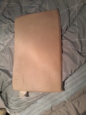 couette lit enfant, winnie, bon état ,oreiller,taie d'oreiller, drap housse 