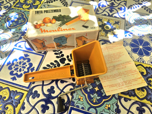 Moulin fines herbes orange - herbes,