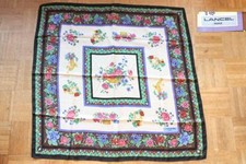 FOULARD , CARRÉ LANCEL DÉCOR FLORAL ET RAISIN ,( SOIE?)